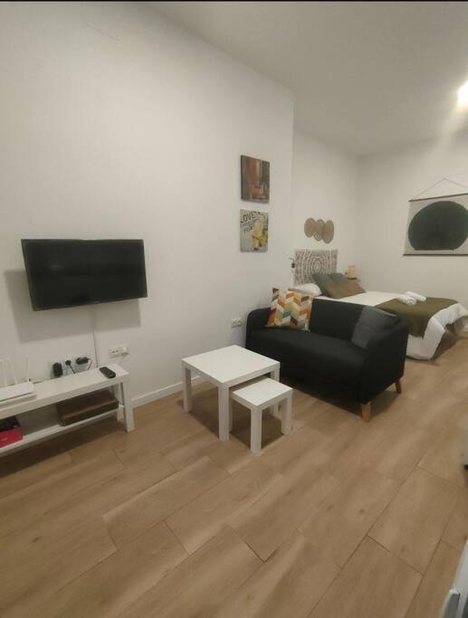 Estudio Centrico Arq2 Малага Экстерьер фото